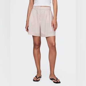 GAP Women's High Rise Pleated Linen Shorts - Size 0 - Excellent Condition!